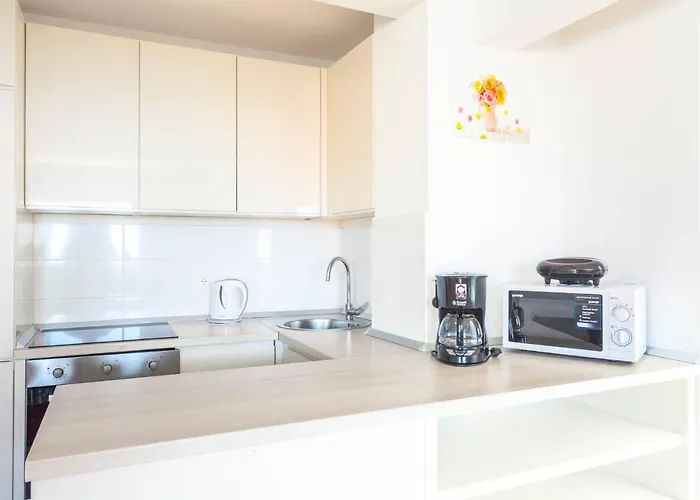 Dora Apartment