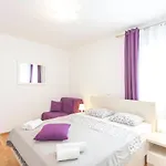 Dora Apartmán Makarská