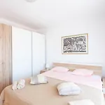 Dora Apartmán Makarská