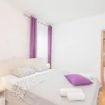 Dora Apartmán *