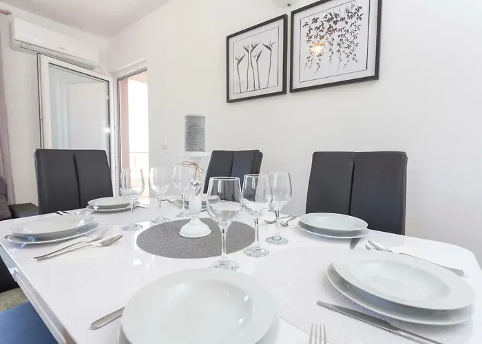 Appartement Dora Makarska