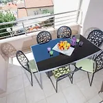 Apartman Dora