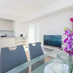 Dora Apartman Makarska