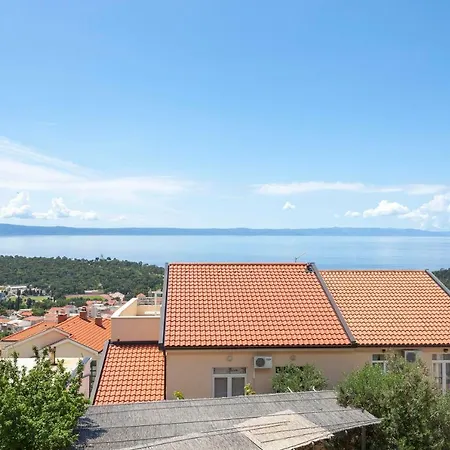 Dora Apartman