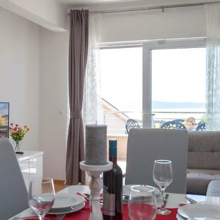 Dora Apartman Makarska