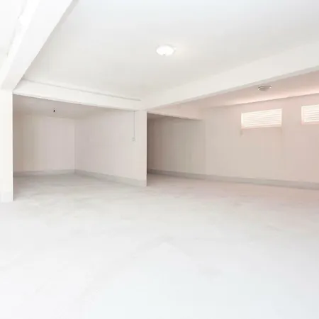Dora Apartman
